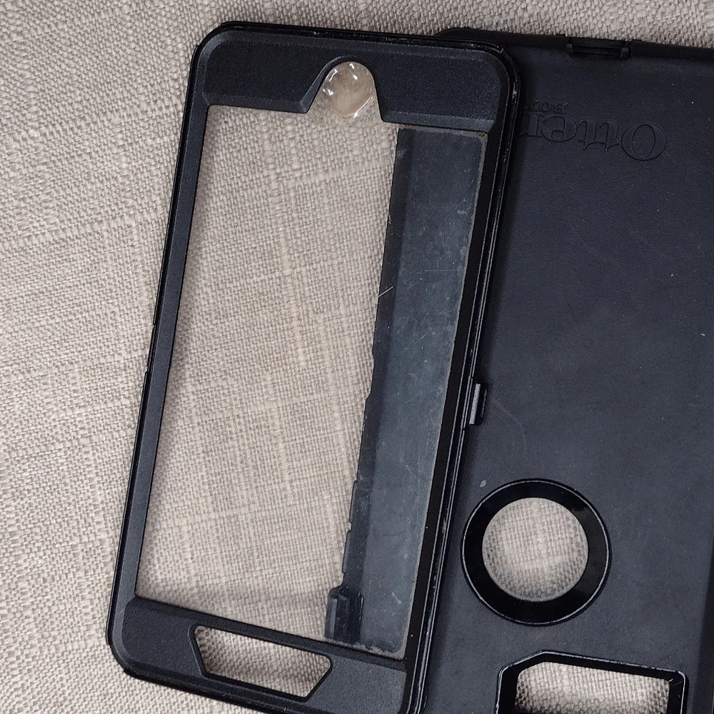 Black iPhone 8+ case